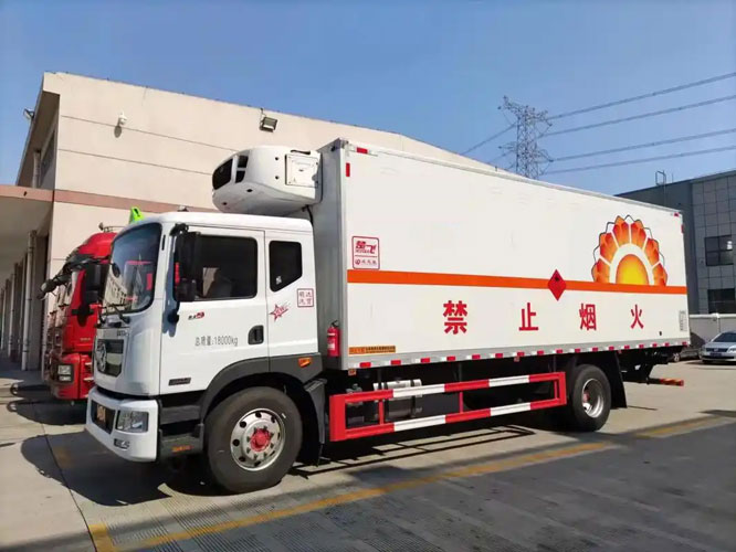 屏边危险品托运